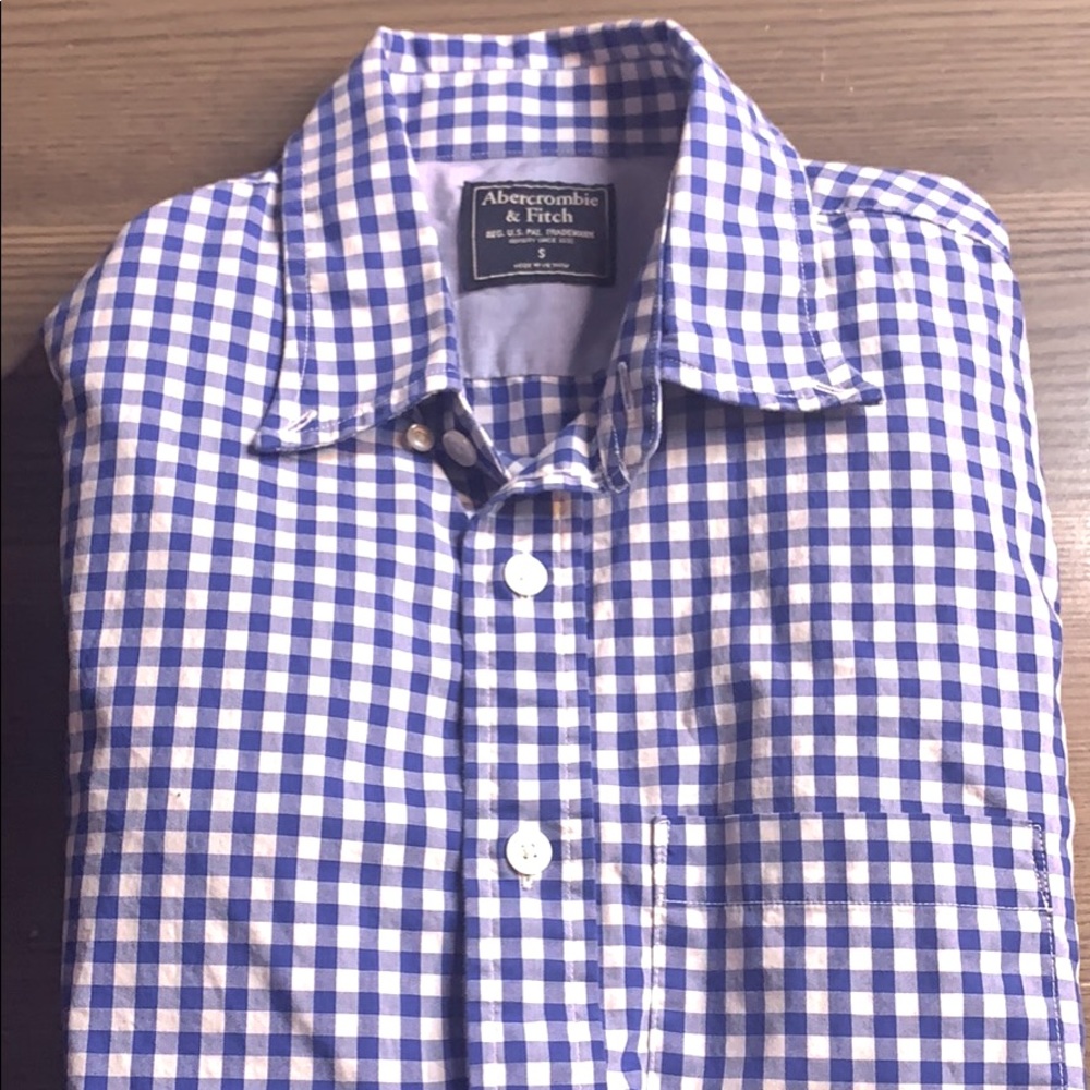 Long sleeve Abercrombie button up shirt